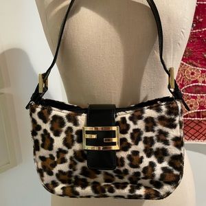 Ashneil women’s handbag. Dust bag, faux fur, gold buckle & zipper